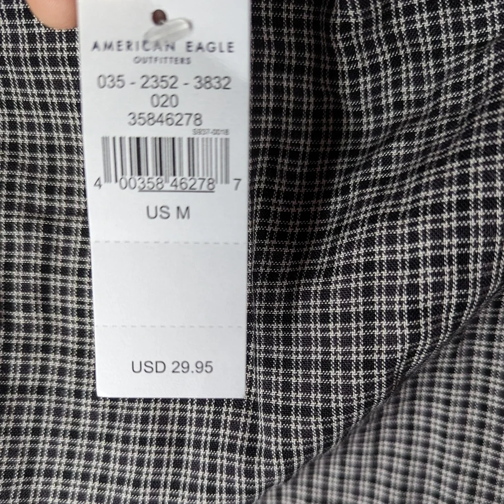 American Eagle NEW Black Plaid Square Neck Tank Crop Top Size Medium - Picture 5 of 9